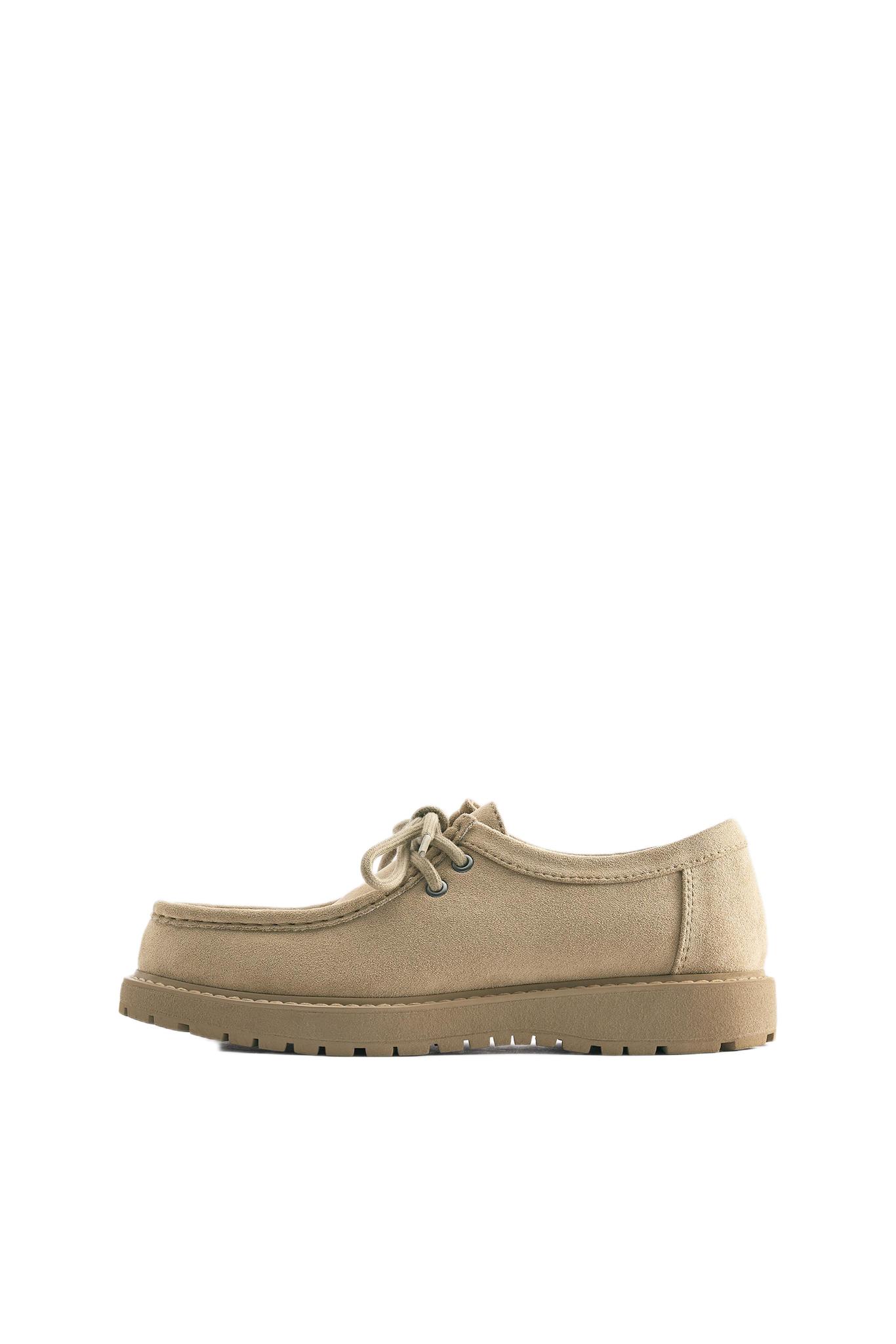 Lace-up shoes — Ecru