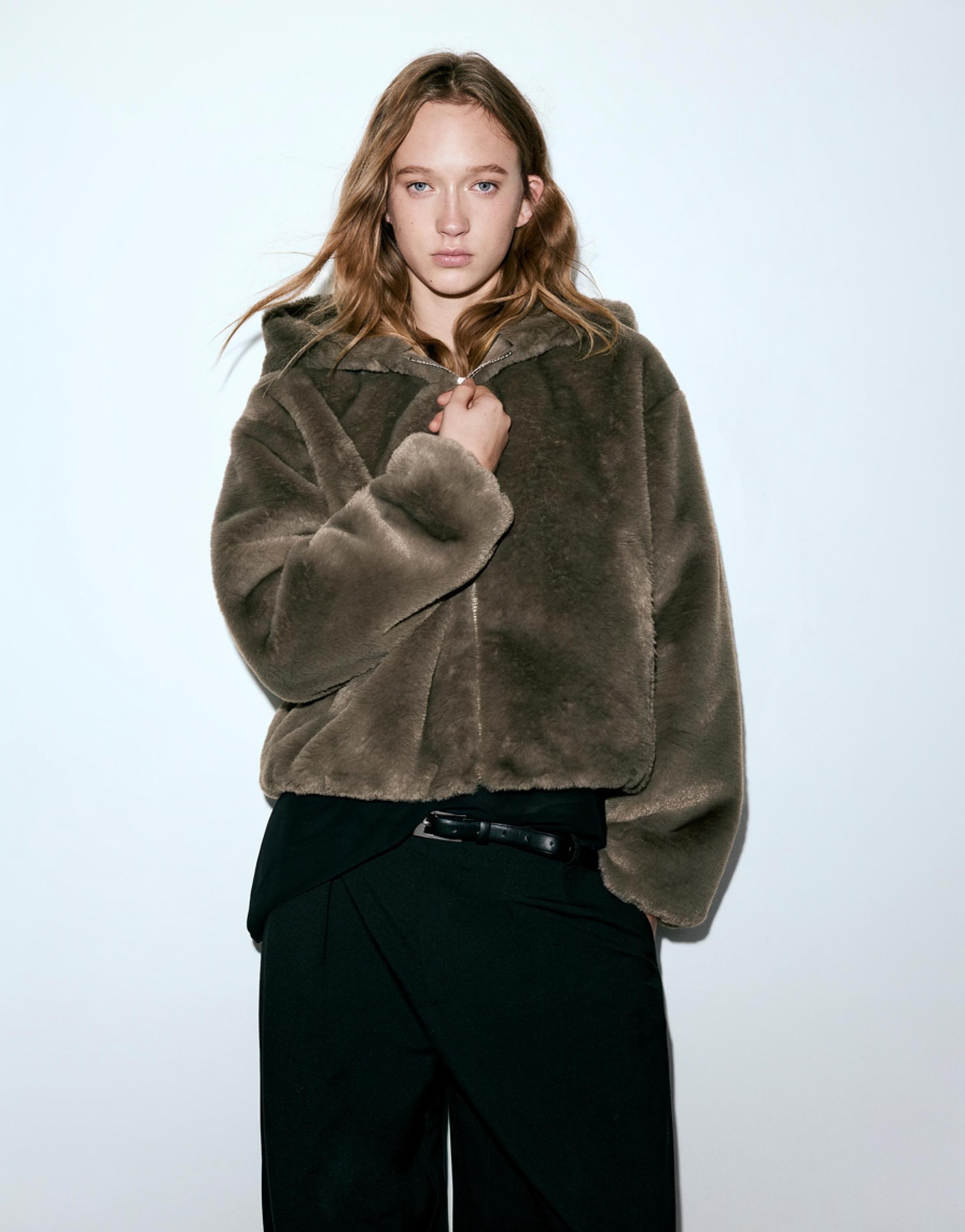 Kapüşonlu suni kürk ceket - Görsel 20