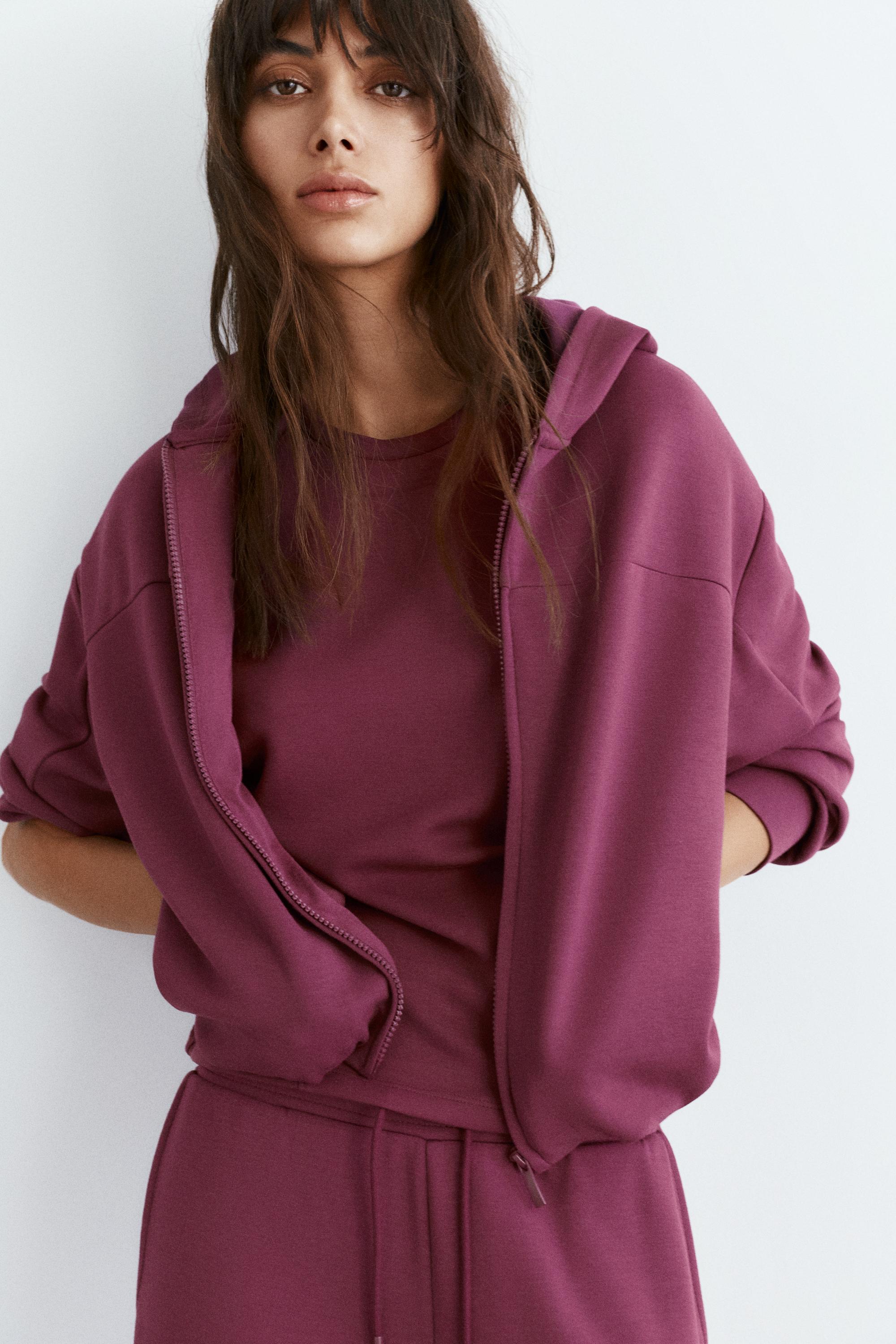 Yumuşak dokulu kapüşonlu sweatshirt - Görsel 24