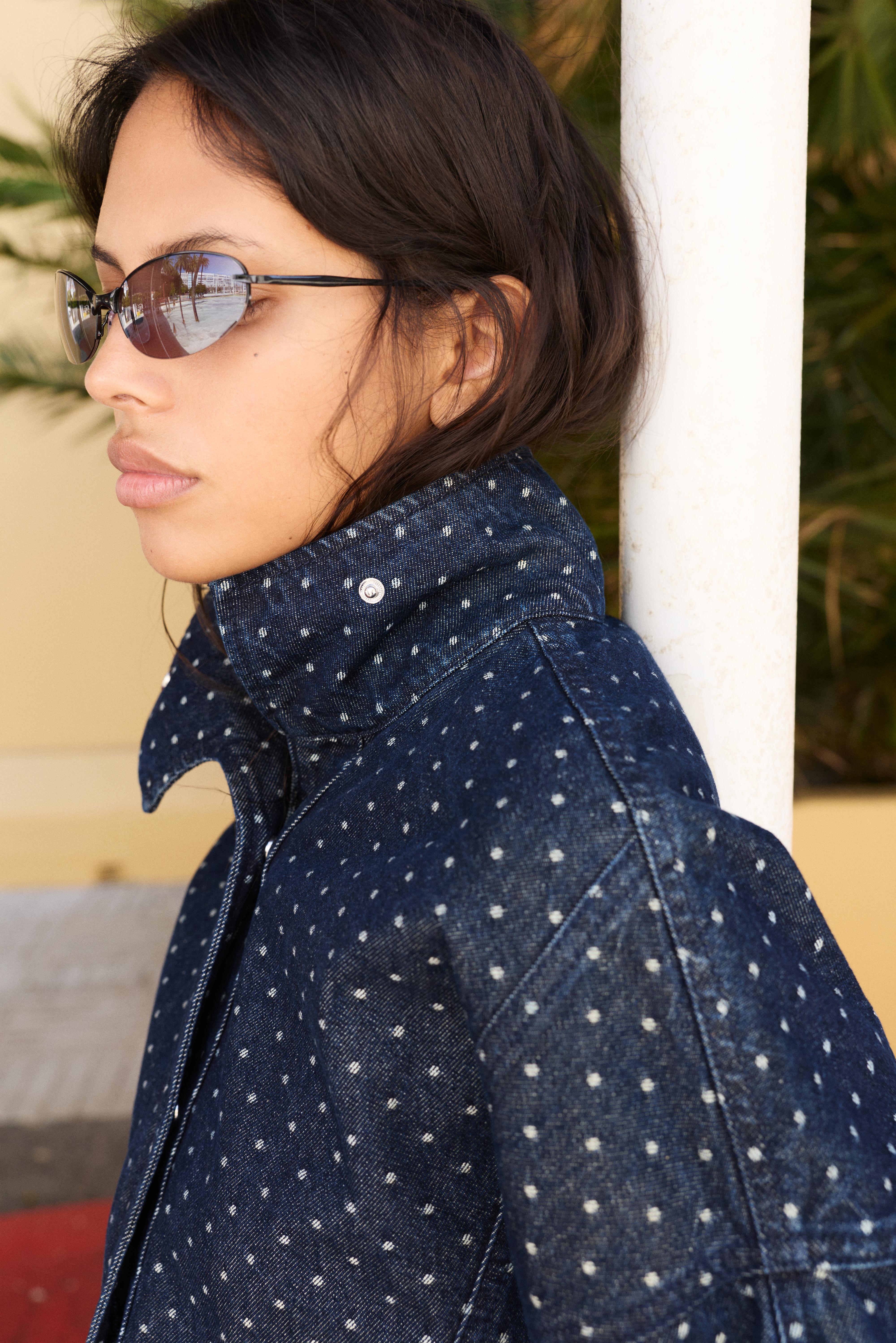 Metallic oval sunglasses — Black