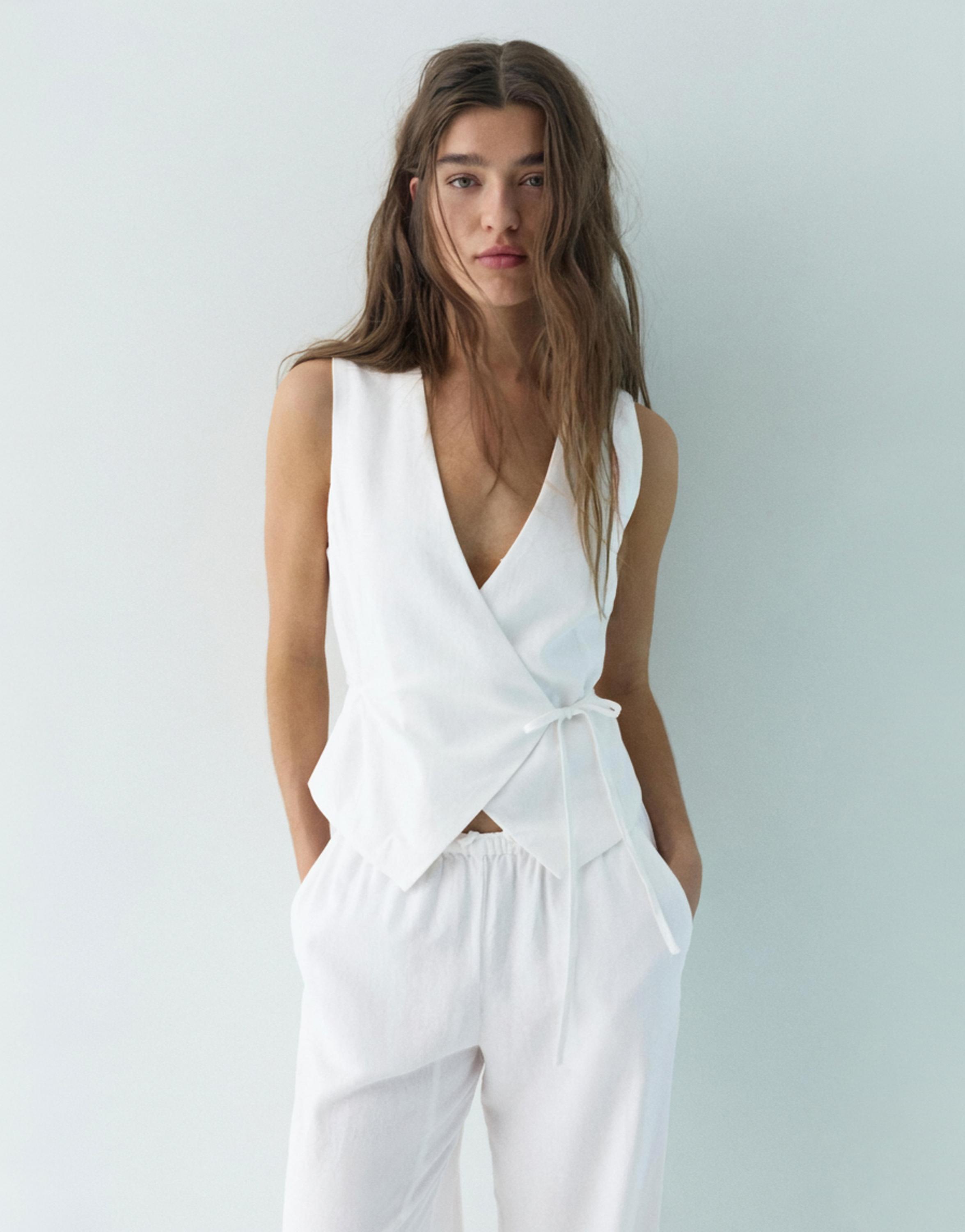 Rustic linen-blend waistcoat — White