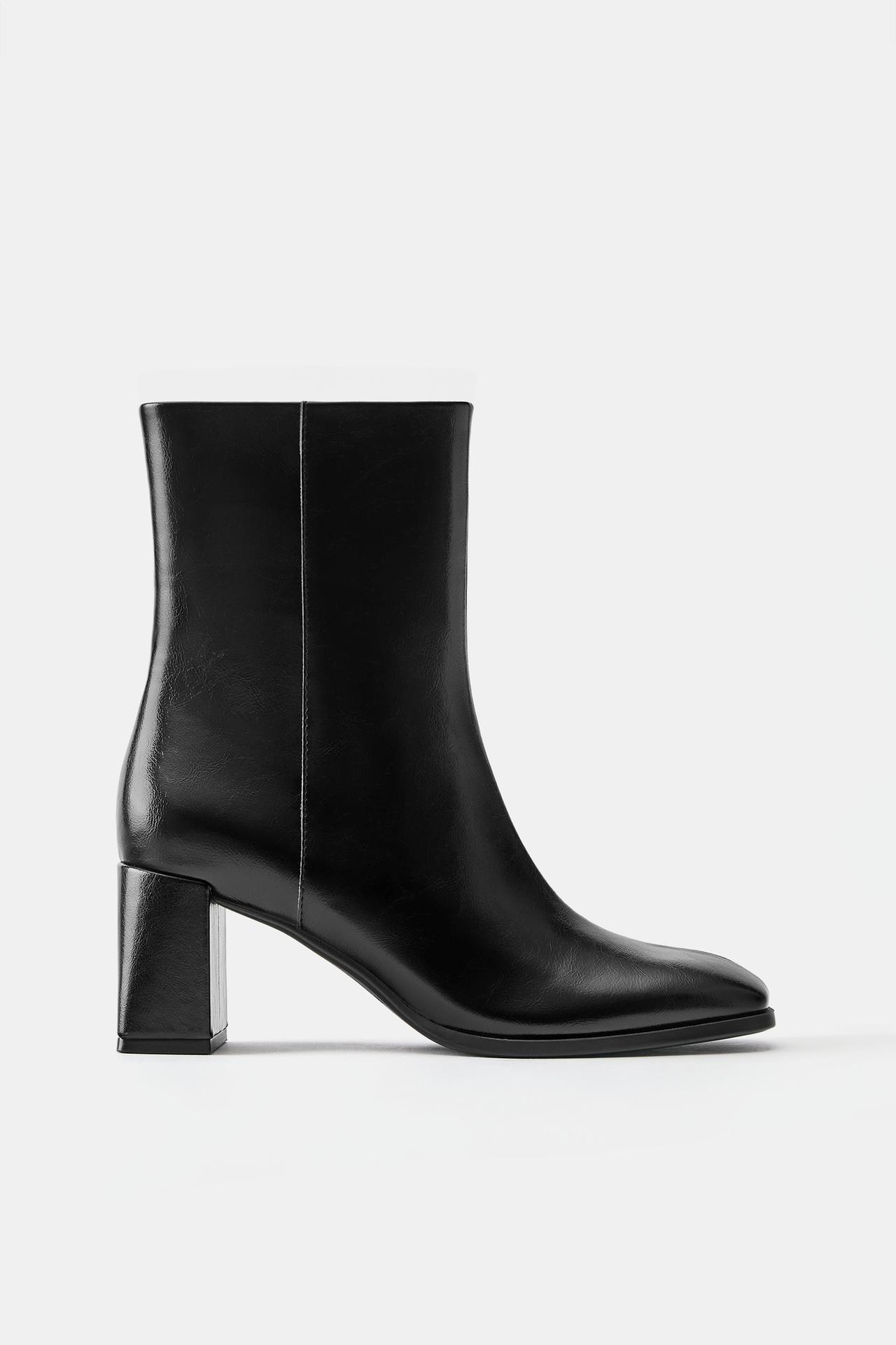Heel ankle boots — Black