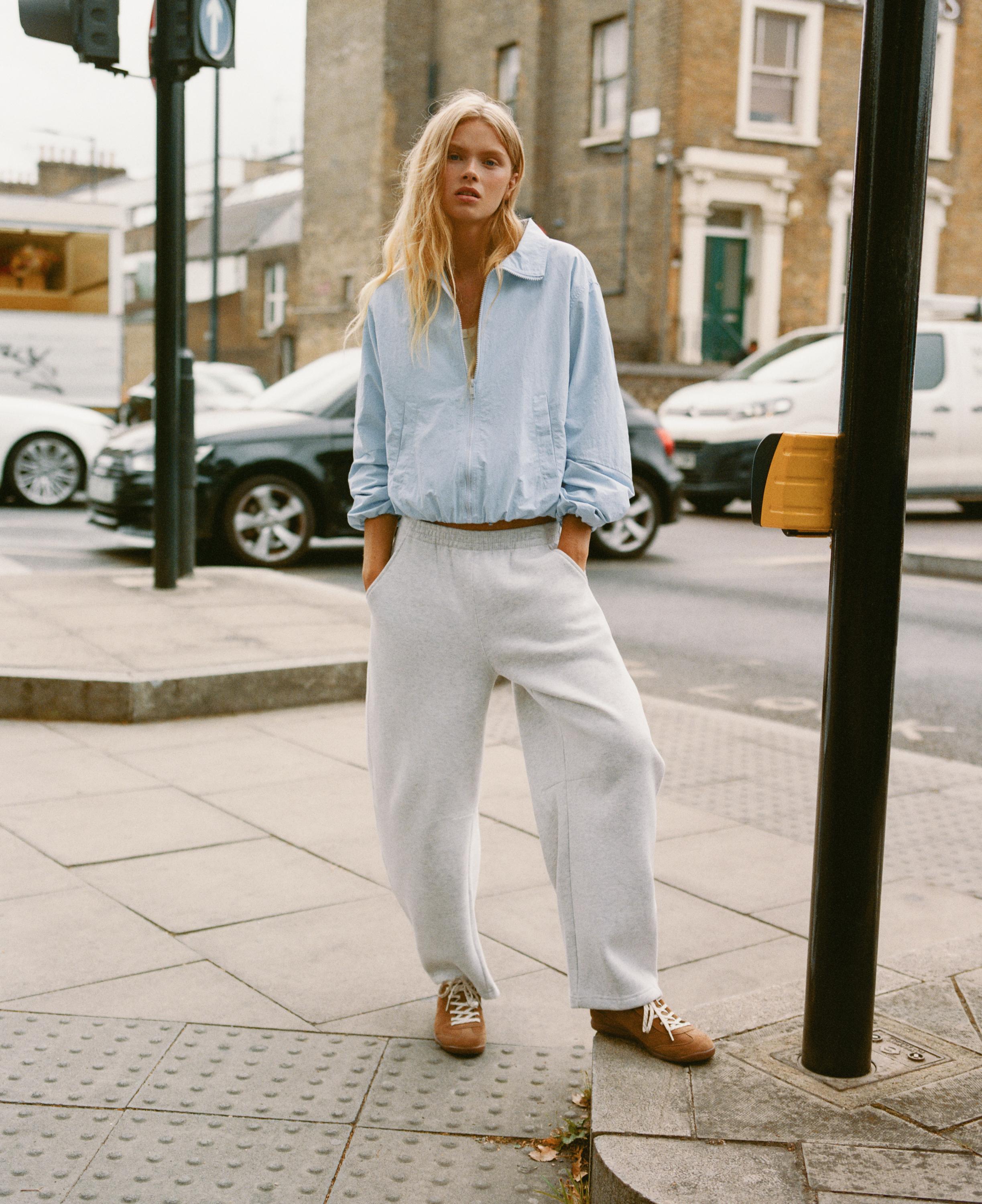Lightweight bomber jacket — Pastel blue