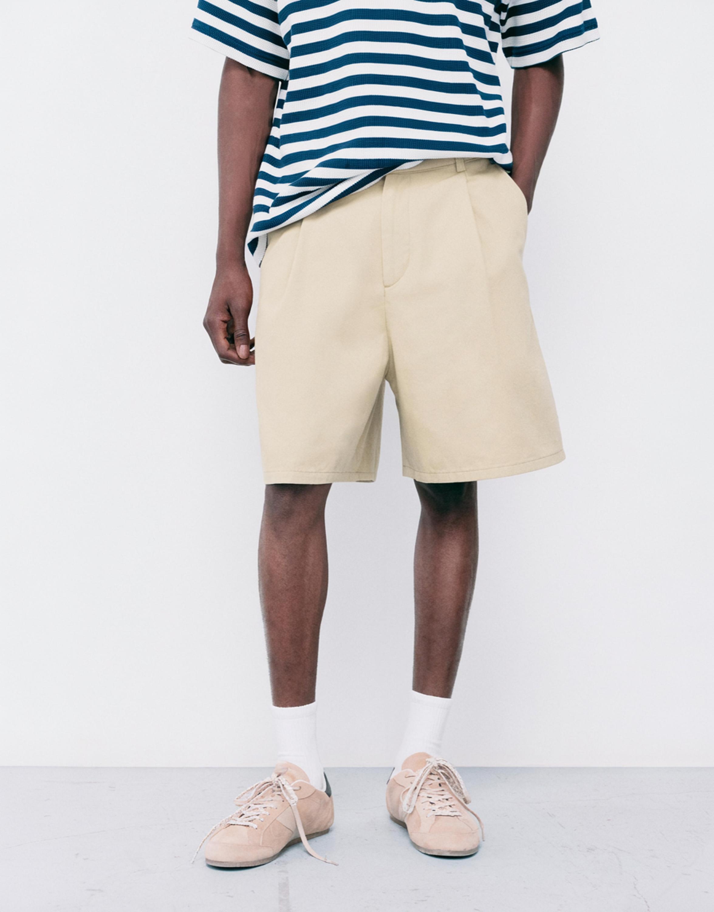 Darted Bermuda shorts — Beige