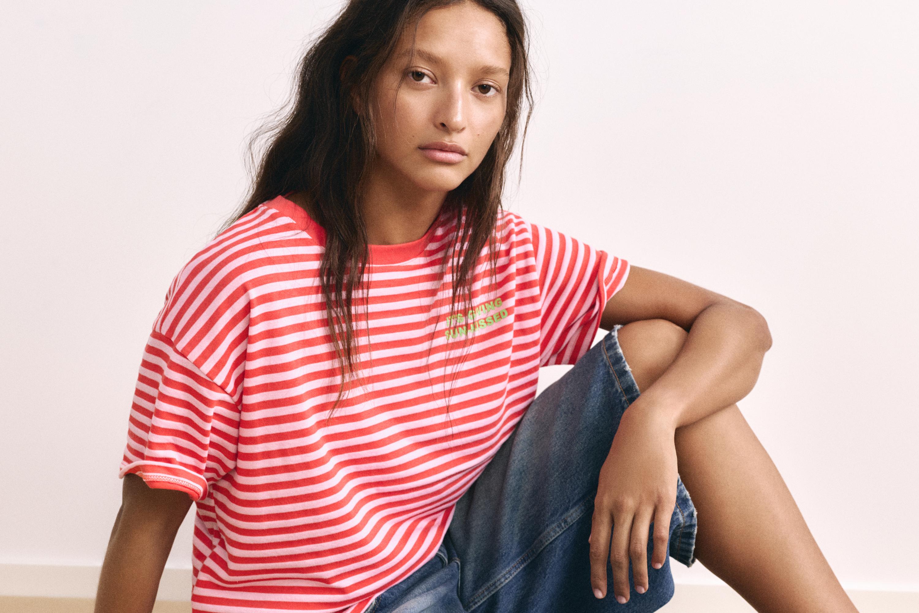 Striped T-shirt with text — 0-964