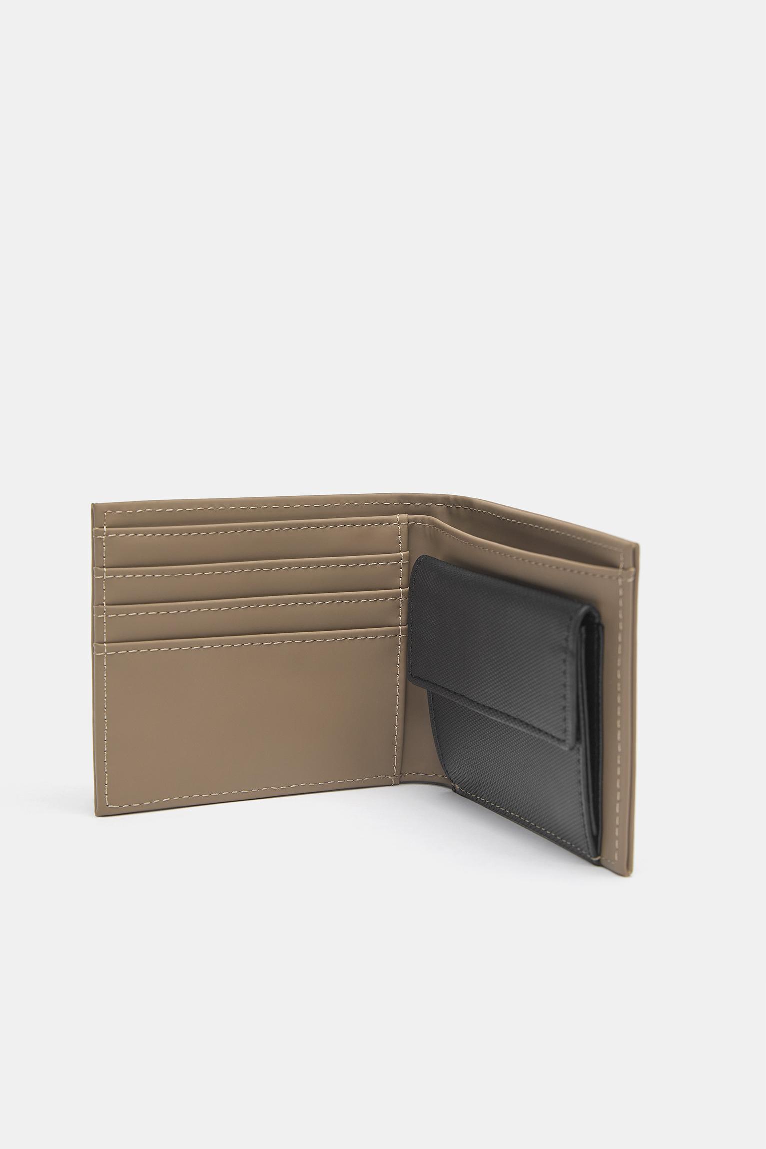 Rubberised wallet — Brown