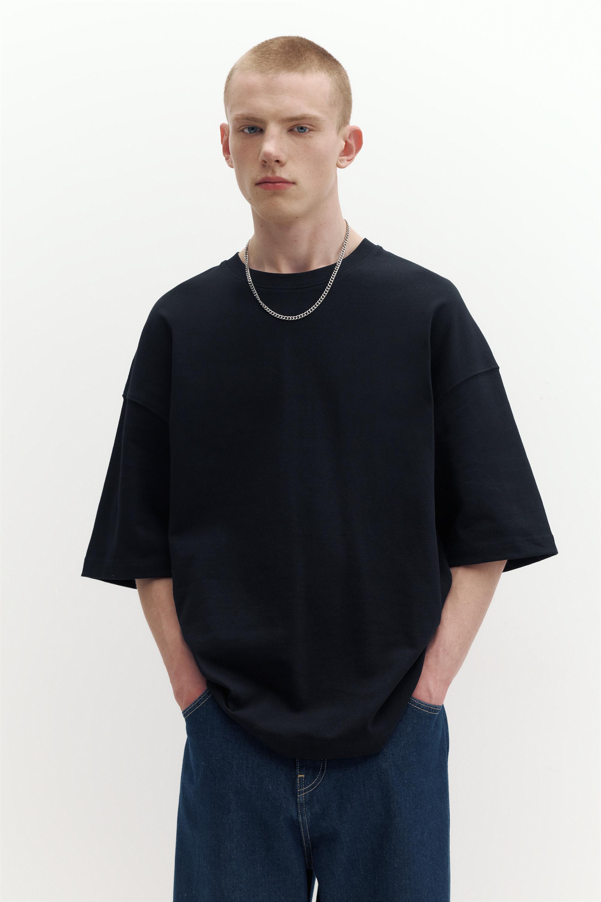 Loose fit T-shirt — Black